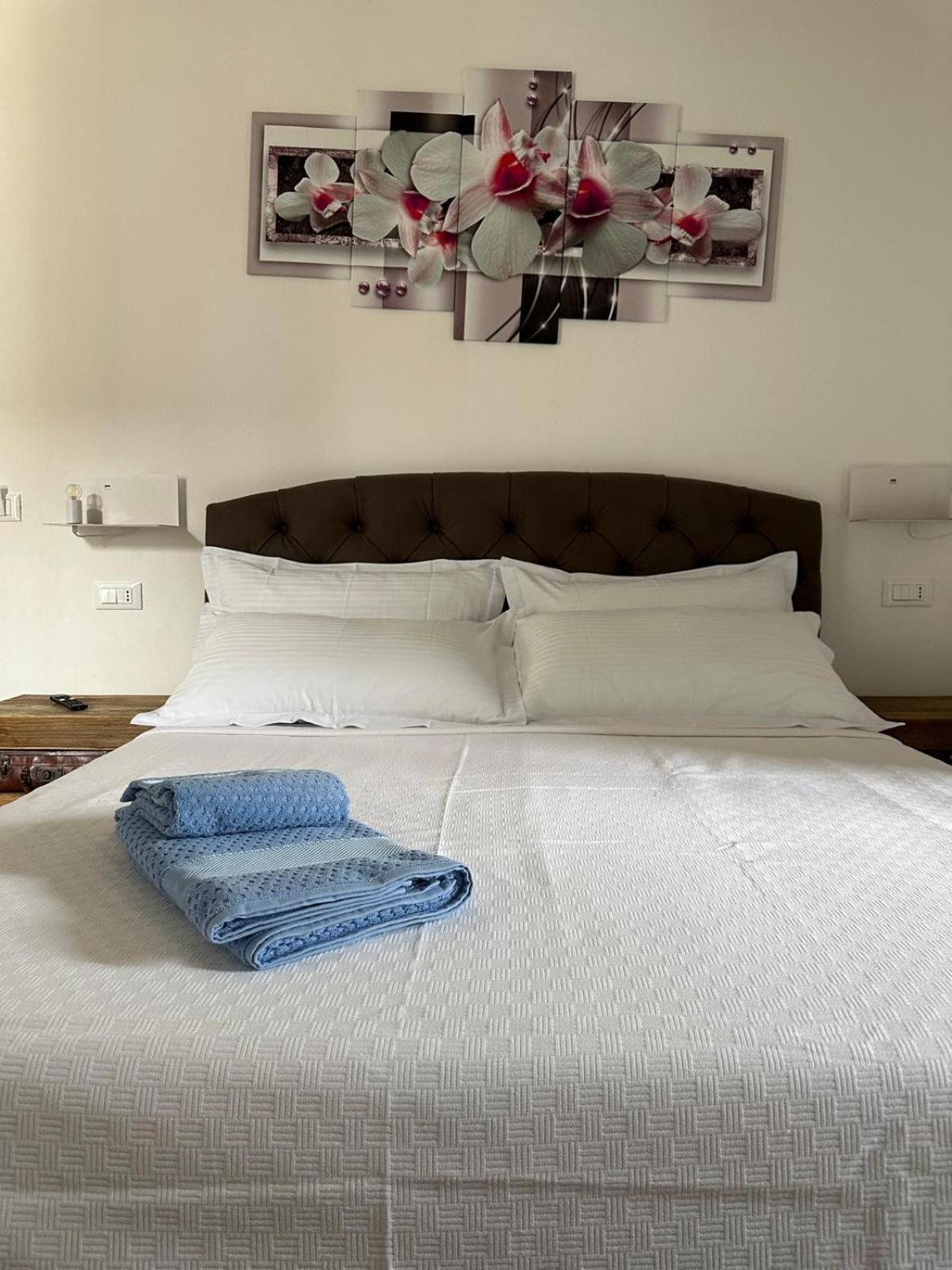 Il Glicine Otel Parma Dış mekan fotoğraf