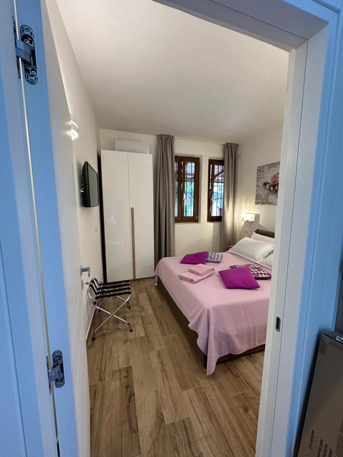 Il Glicine Otel Parma Dış mekan fotoğraf