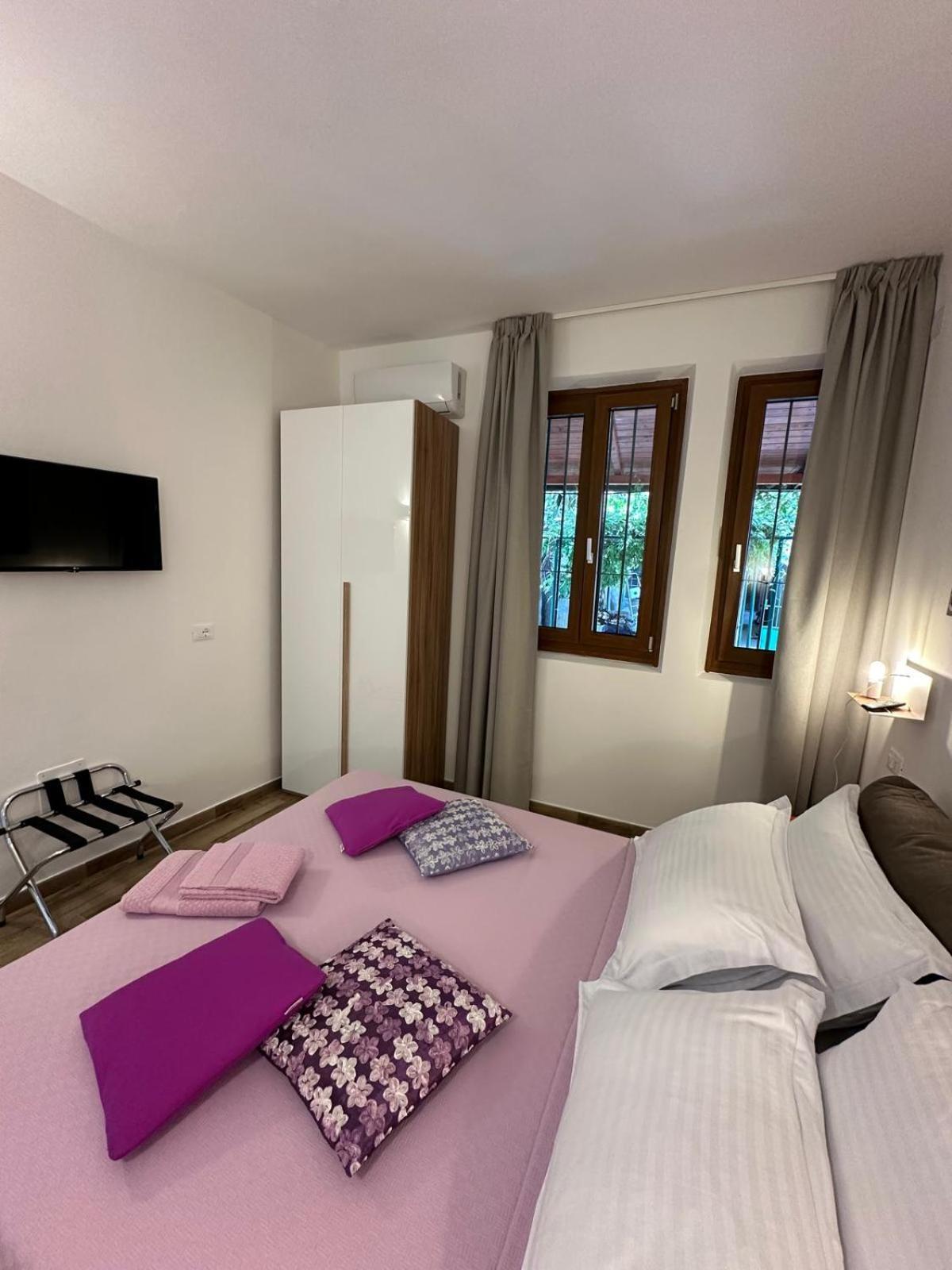 Il Glicine Otel Parma Dış mekan fotoğraf